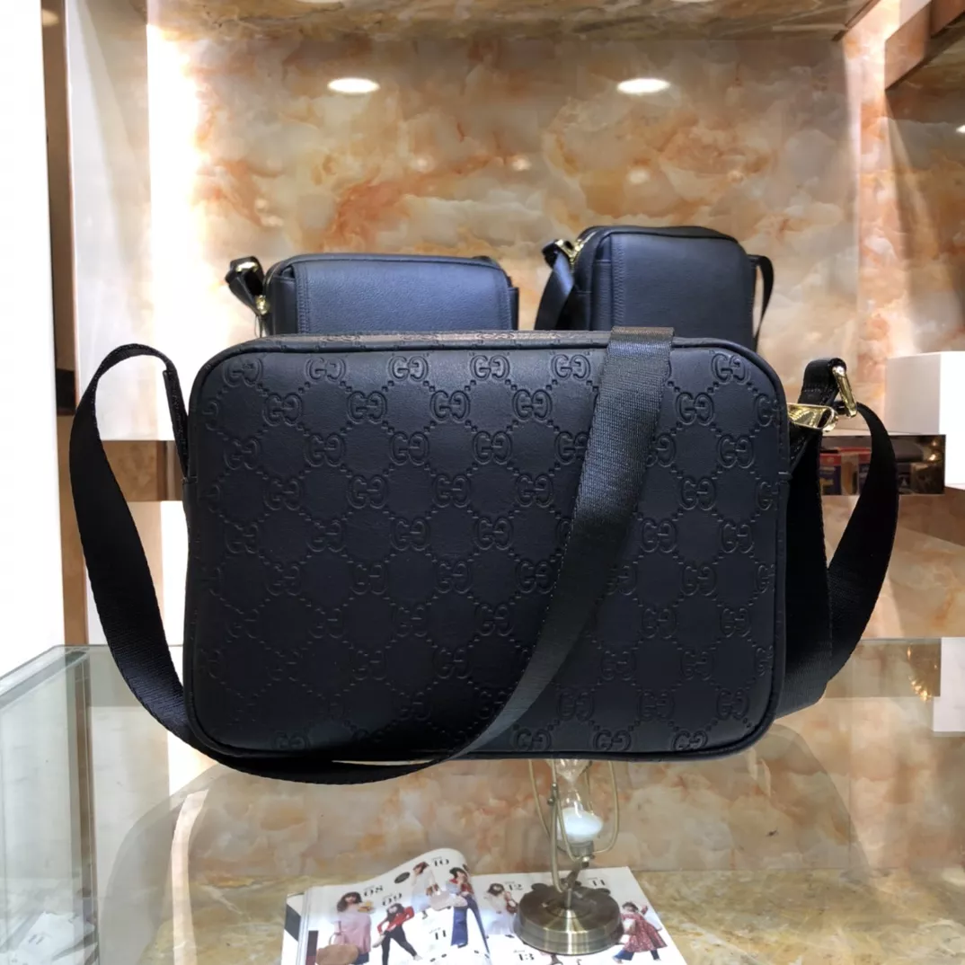 gucci aaa homme mini sac a main s_1273a772